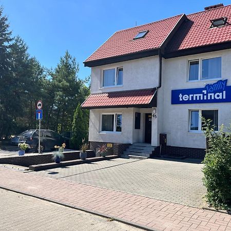 Terminal Family Airport Poznań Exterior foto